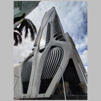 1000 Museum, Miami, Florida, USA, photo Teoamez, Wikipedia,2.jpg